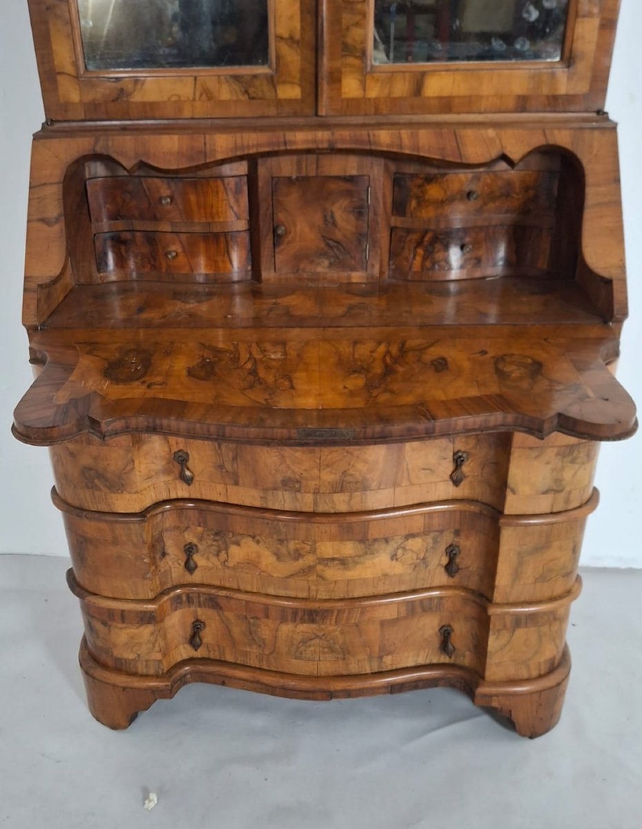 Scriban en ronce de noyer, Italie fin 18th-photo-4