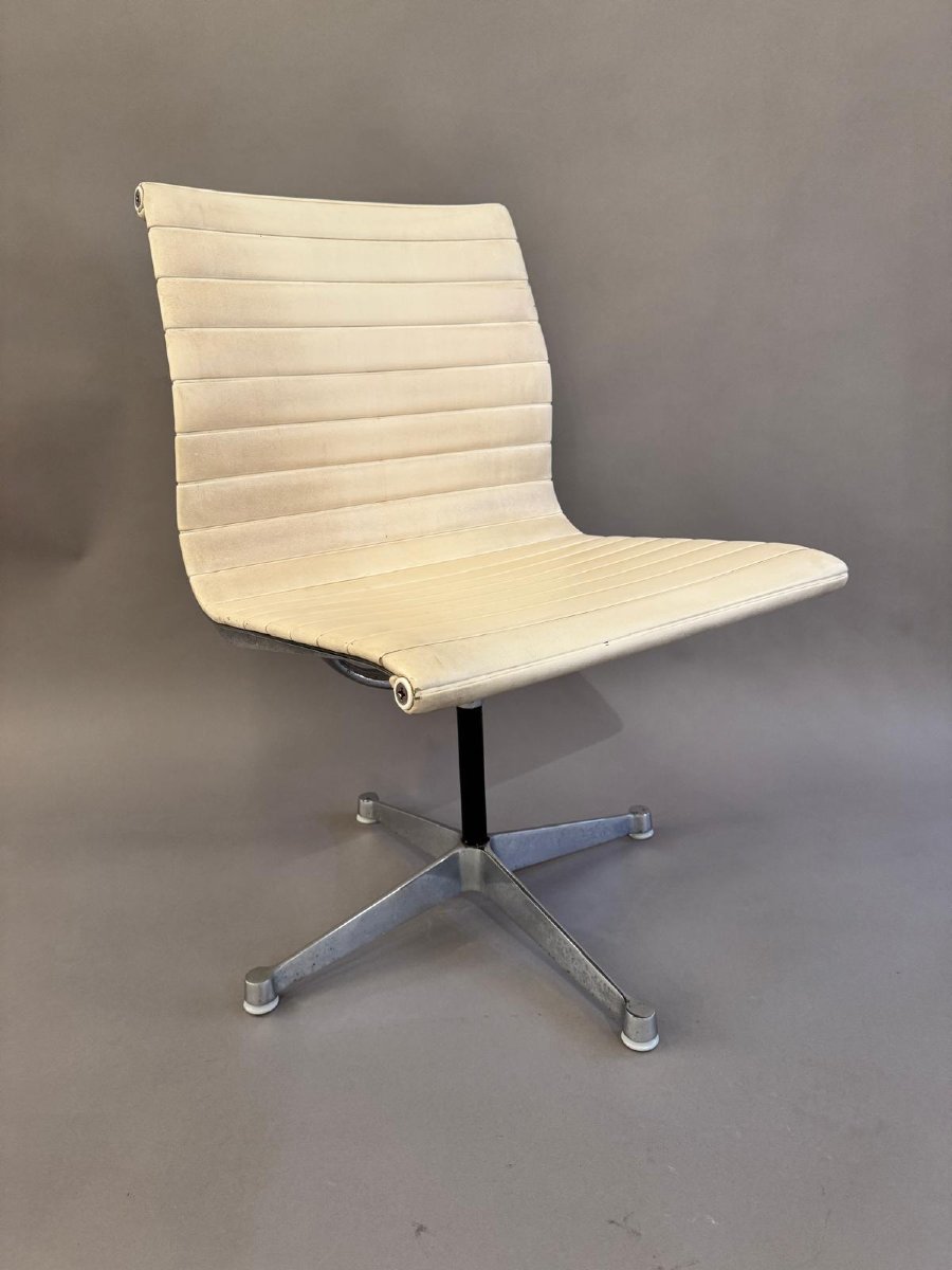 Pair Of Chairs, Charles And Ray Eames, 1960 -photo-4