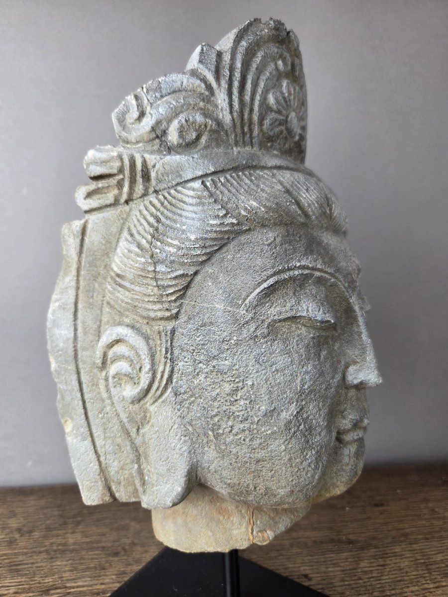 Tête Guanyin en pierre soclée, début 20e -photo-4