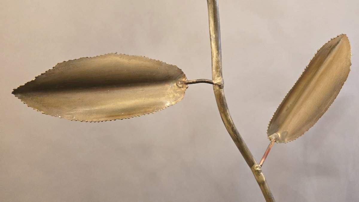 Metal Floor Lamp Decorated With Lotus Flowers-photo-6