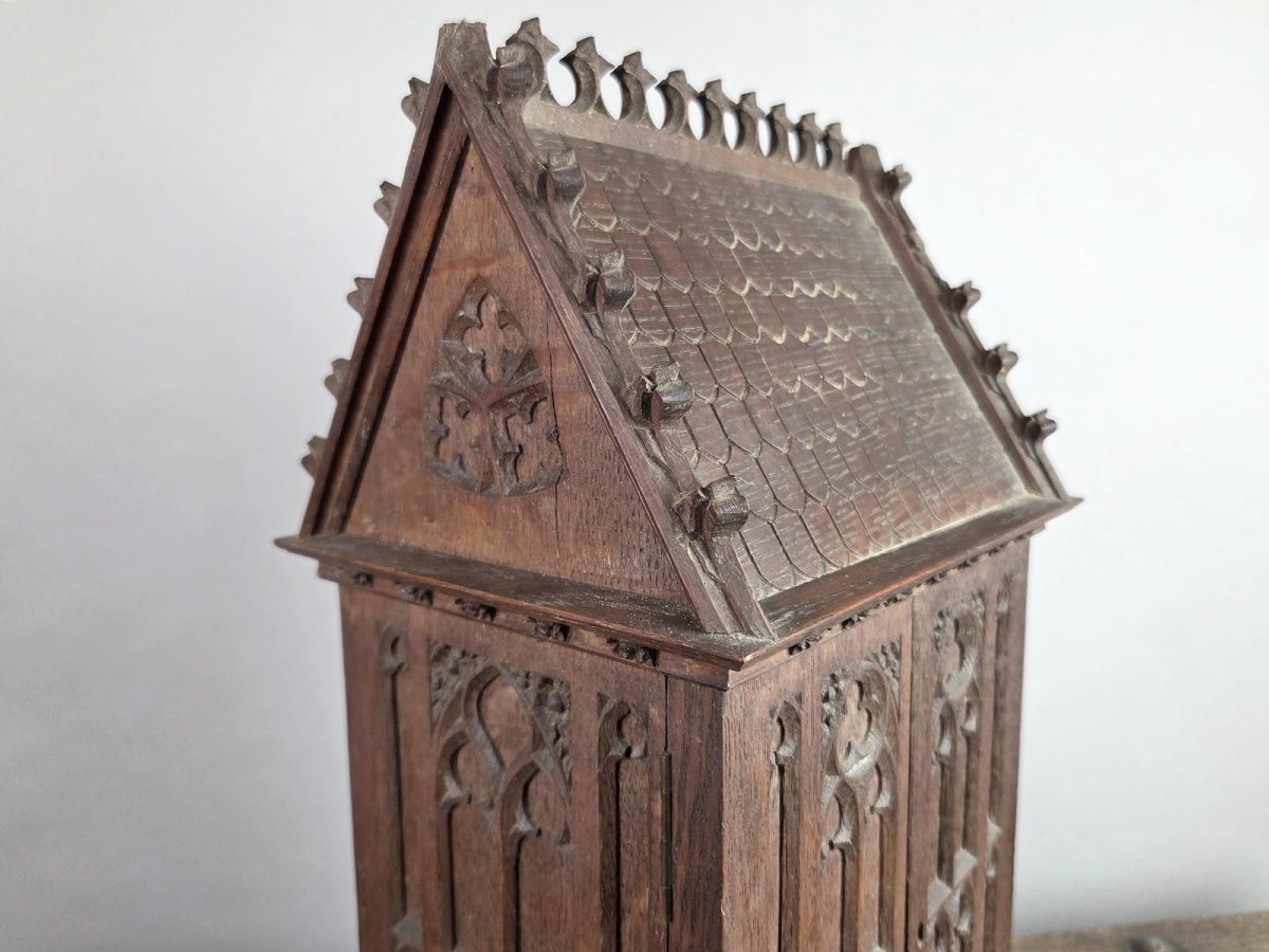Small Neo-gothic Style Niche In Finely Carved Oak, 19th-photo-2