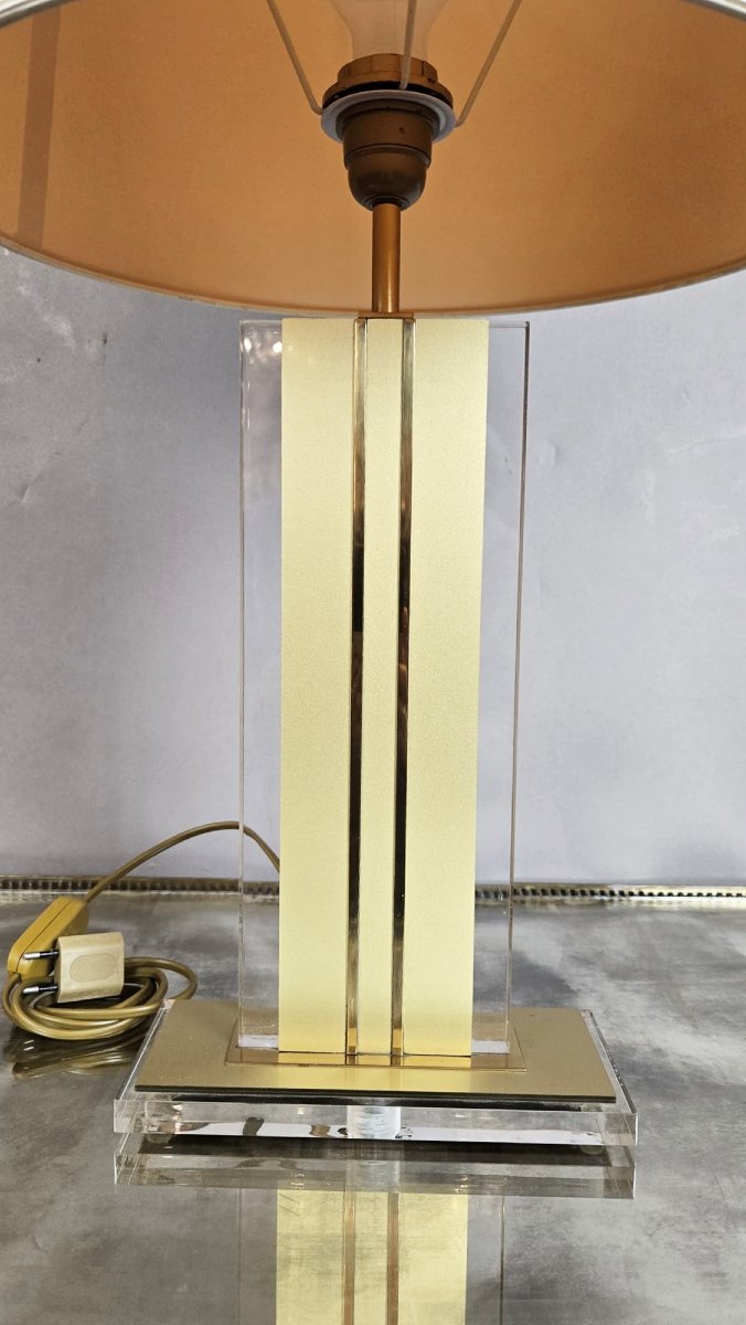 Paire de lampes à poser en lucite et laiton doré, 1970-photo-4