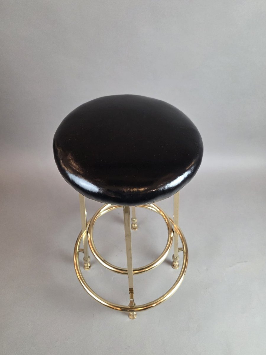 Suite de 3 tabourets de bar en laiton et assise en cuir, vers 1940-photo-4