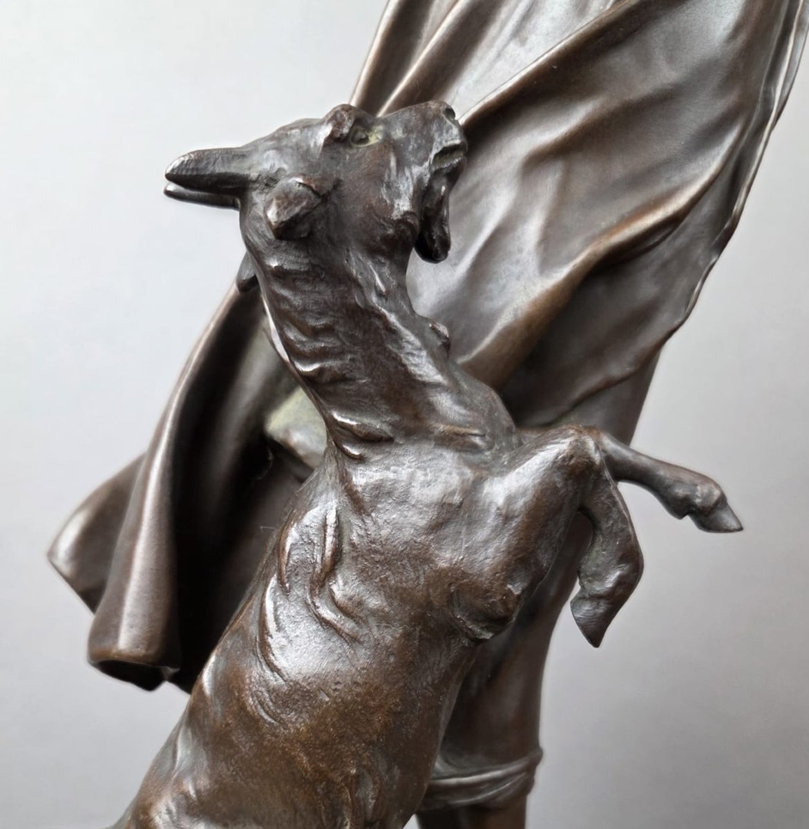 Eugène Marioton, " Esmeralda" , bronze à patine brune, 19th.c-photo-6