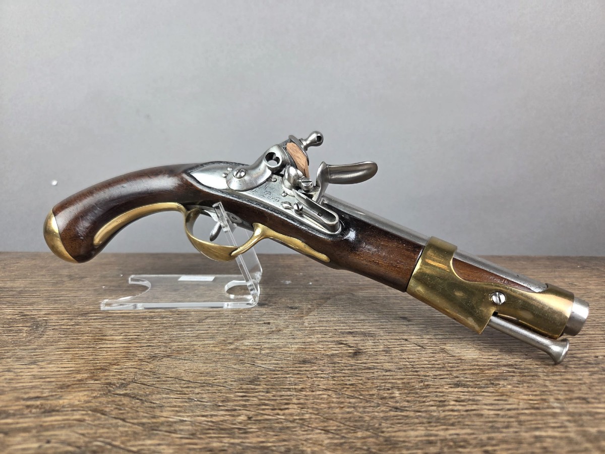 Half Pommel Pistol, France Year 2