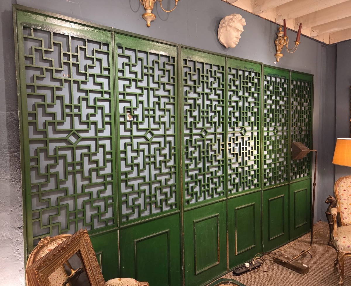 Pareclose en bois laqué vert, dans le goût Chinois, 3 panneaux