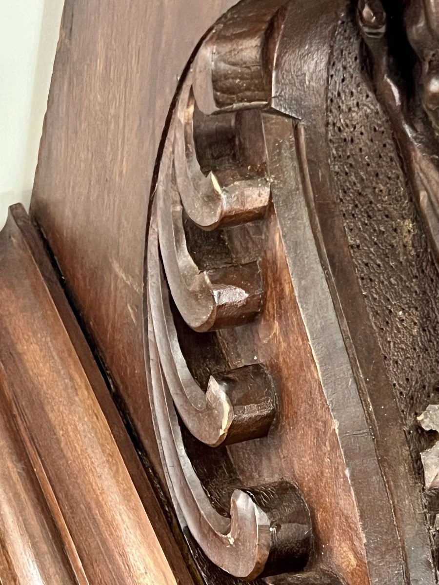 Architectural Ornament In Carved Wood-photo-2