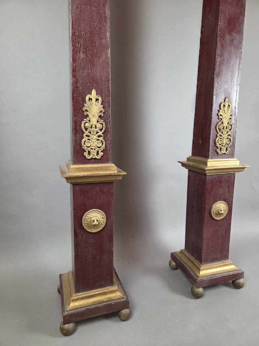 Pair Of Obelisks In Painted Wood With Ormolu Ornamentation, Early 20th Century-photo-1