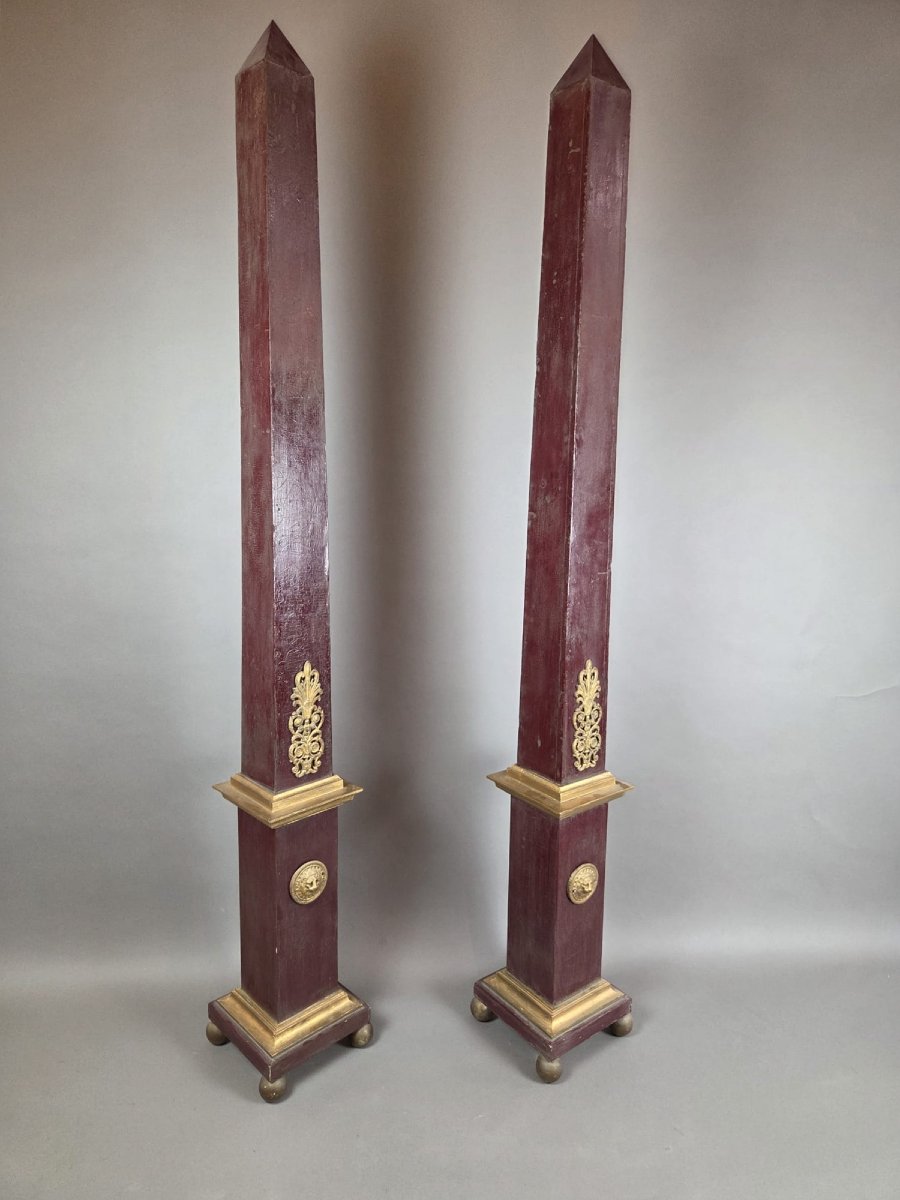 Pair Of Obelisks In Painted Wood With Ormolu Ornamentation, Early 20th Century-photo-2