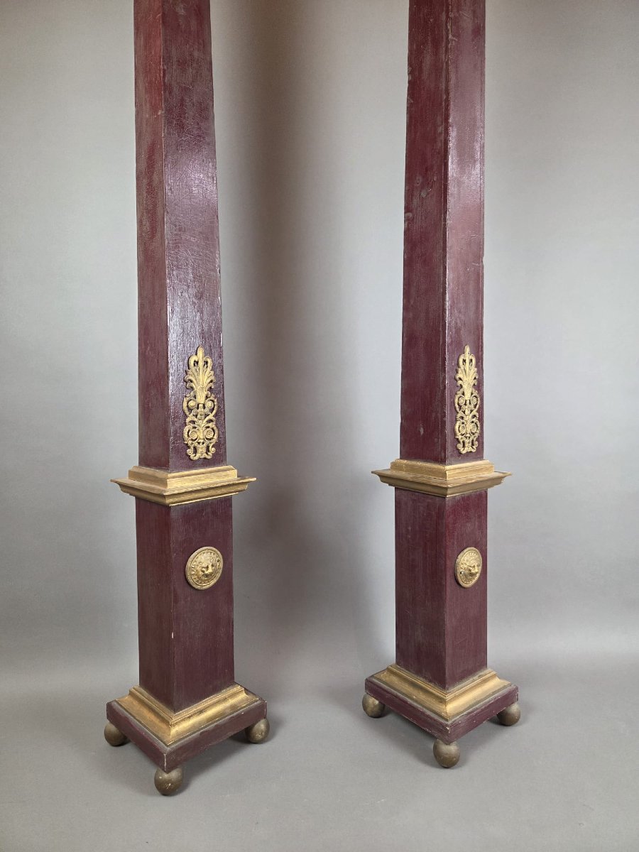 Pair Of Obelisks In Painted Wood With Ormolu Ornamentation, Early 20th Century-photo-3