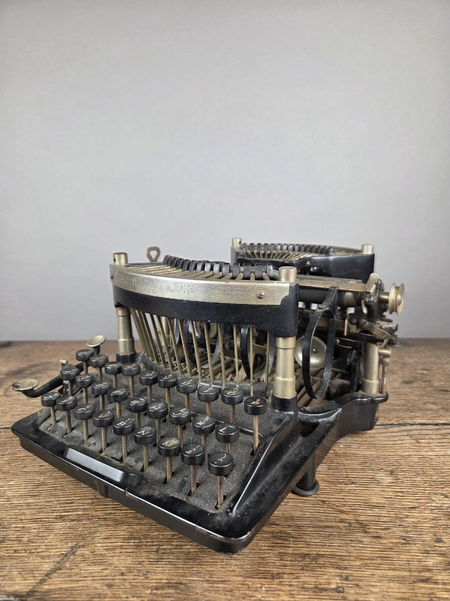 Williams Typewriter, Late 19th-photo-2