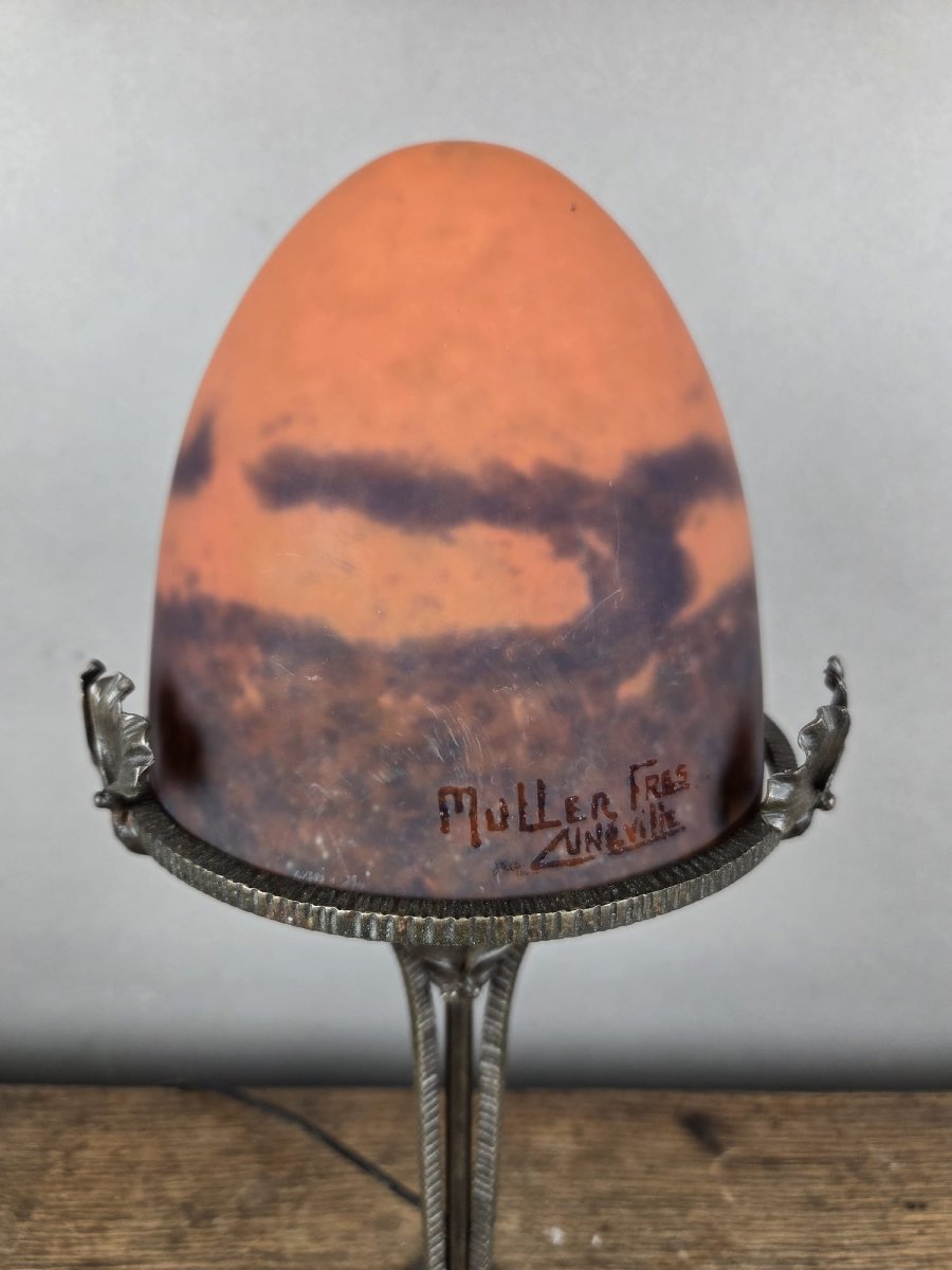 Miller Frères Lunéville, Lampe en pâte de verre et monture en fer forgé-photo-5