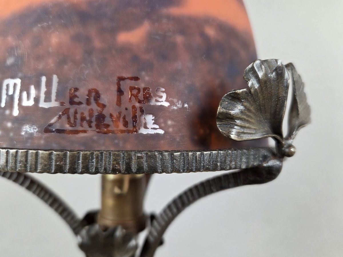 Miller Frères Lunéville, Lampe en pâte de verre et monture en fer forgé-photo-6