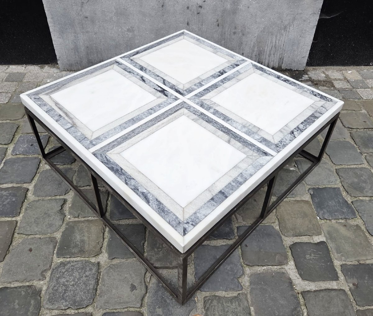 Table basse italienne à plateau en marqueterie de marbre, années 1970-photo-3