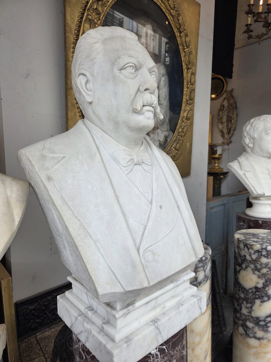 White Marble Bust Of A Man, 19th-photo-2