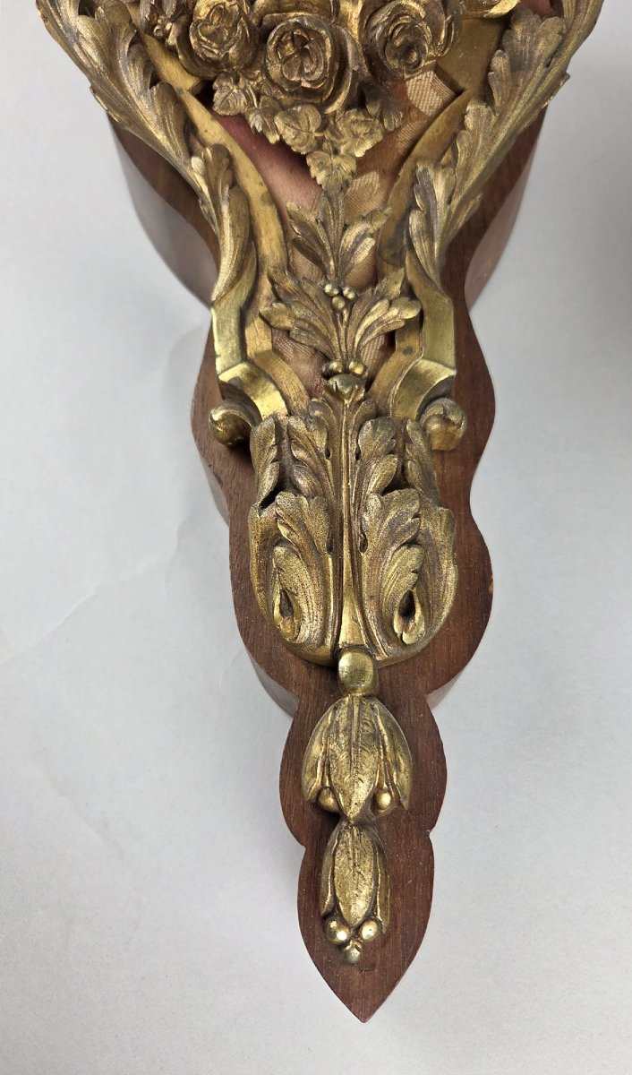 Paire de cartels en bronze doré et bois, début XXe siècle-photo-2