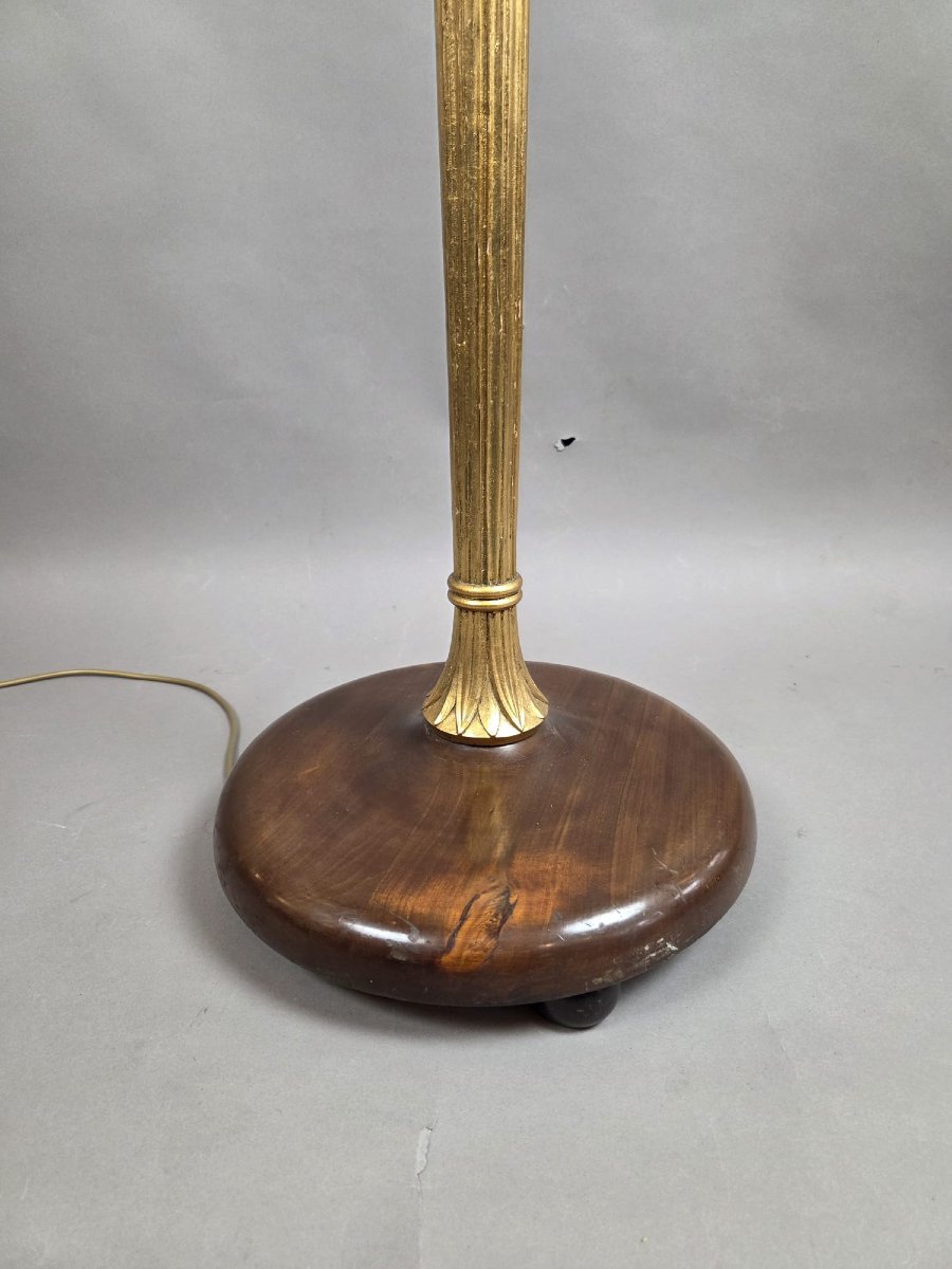 Chambon, lampadaire en bois patiné et doré, vers 1940-photo-4