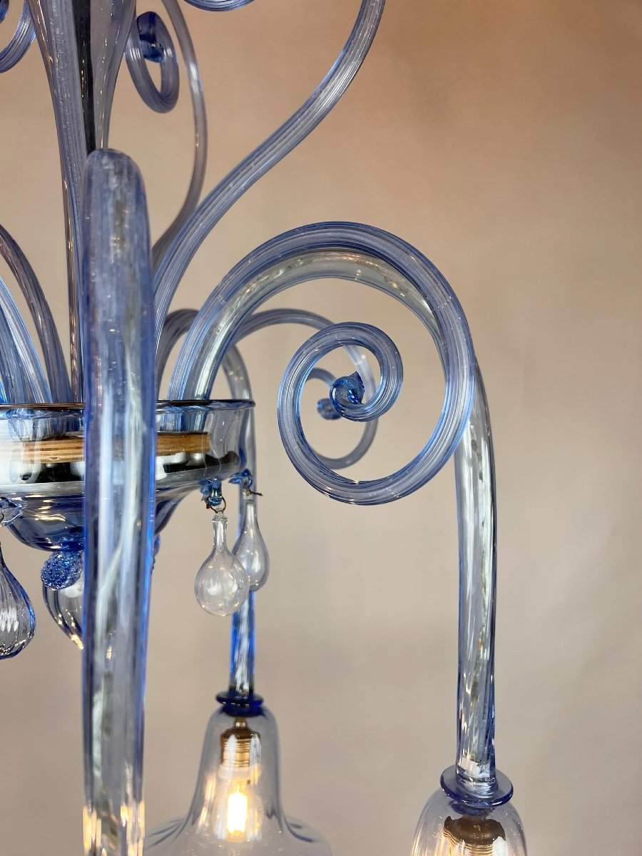 Lustre en verre de Murano à cinq bras et décor de volutes, XXᵉ siècle.-photo-3