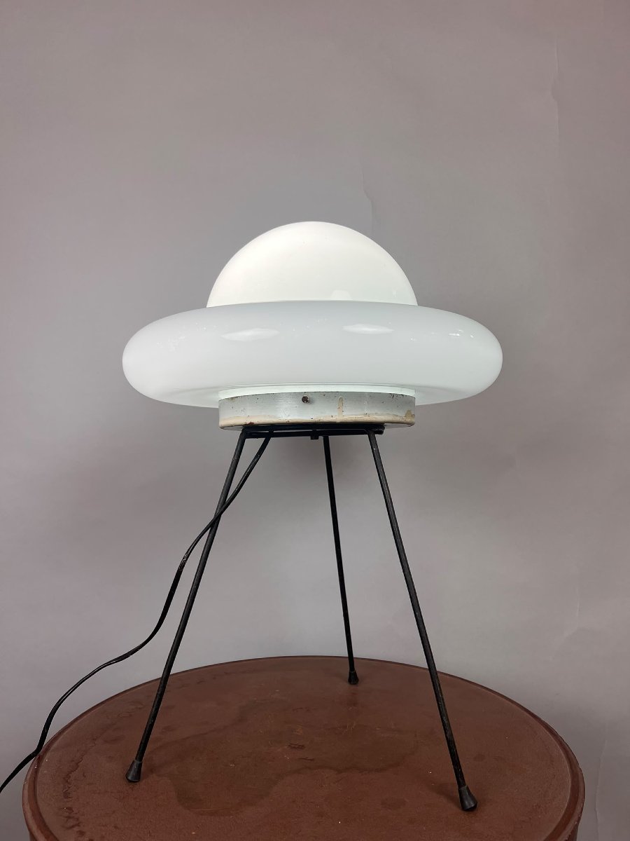 Lampe vintage en opaline blanche