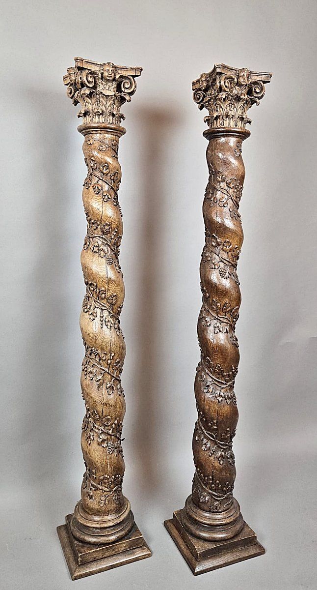 Paire de colonnes torsadées en chêne sculpté, début du XVIIIe siècle-photo-2