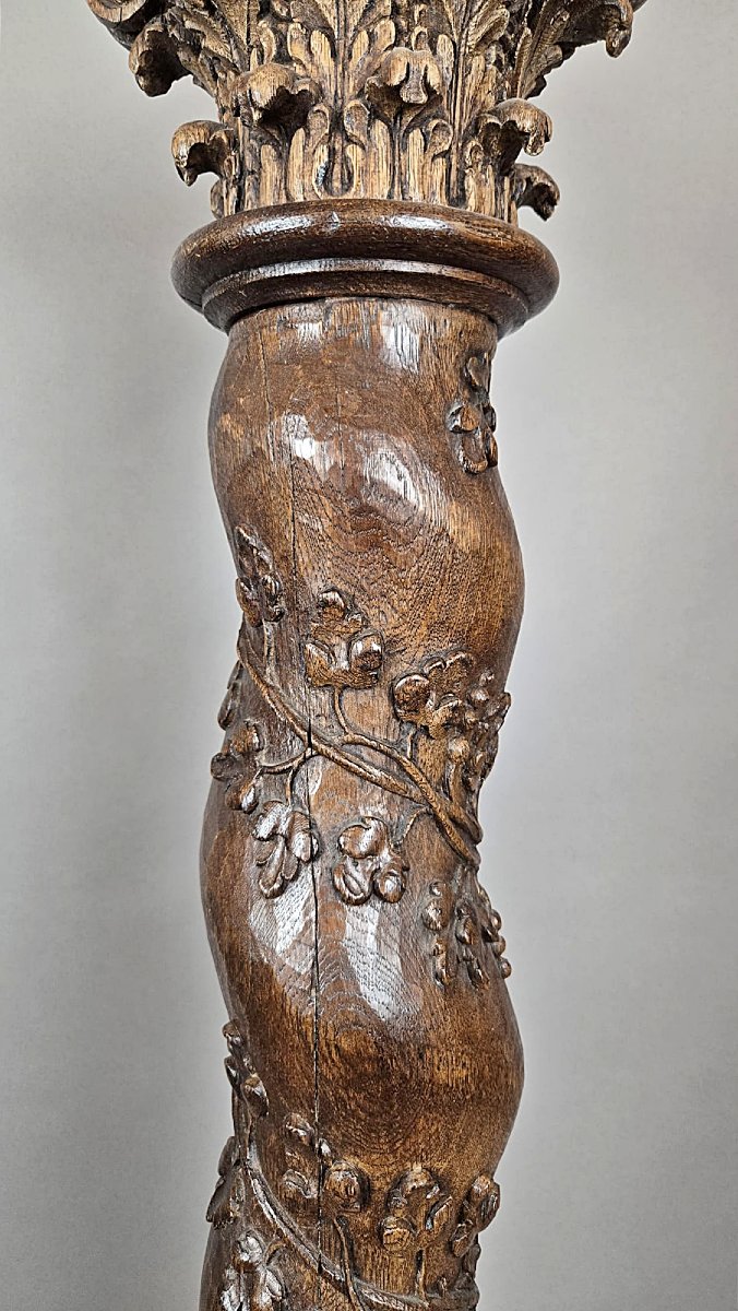Paire de colonnes torsadées en chêne sculpté, début du XVIIIe siècle-photo-6