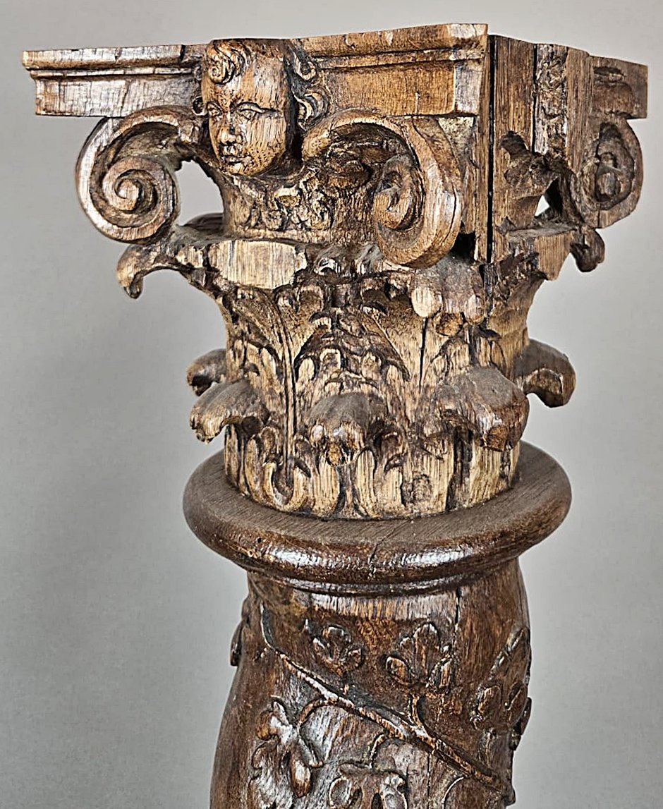 Paire de colonnes torsadées en chêne sculpté, début du XVIIIe siècle-photo-8