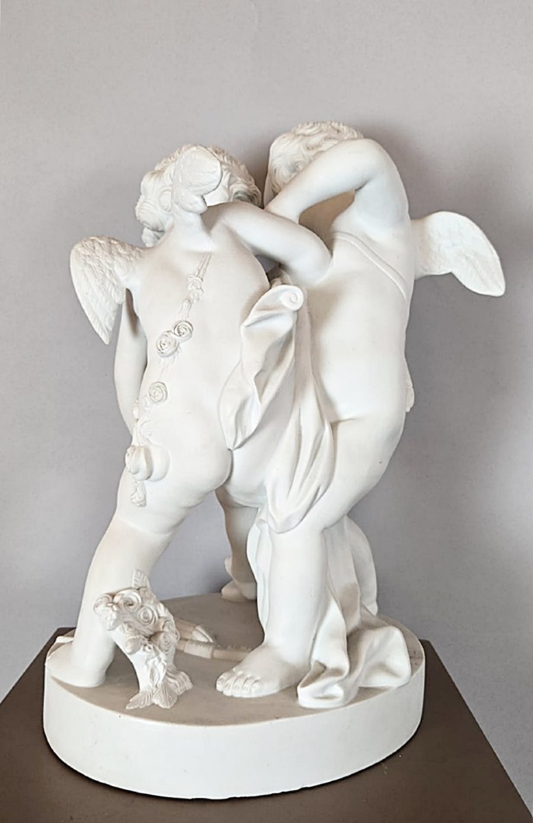 Biscuit « Deux amours se disputant un cœur », d’après Pigalle, manufacture Samson, vers 1900.-photo-2