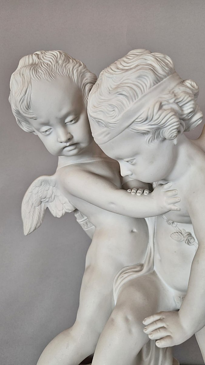 Biscuit « Deux amours se disputant un cœur », d’après Pigalle, manufacture Samson, vers 1900.-photo-3