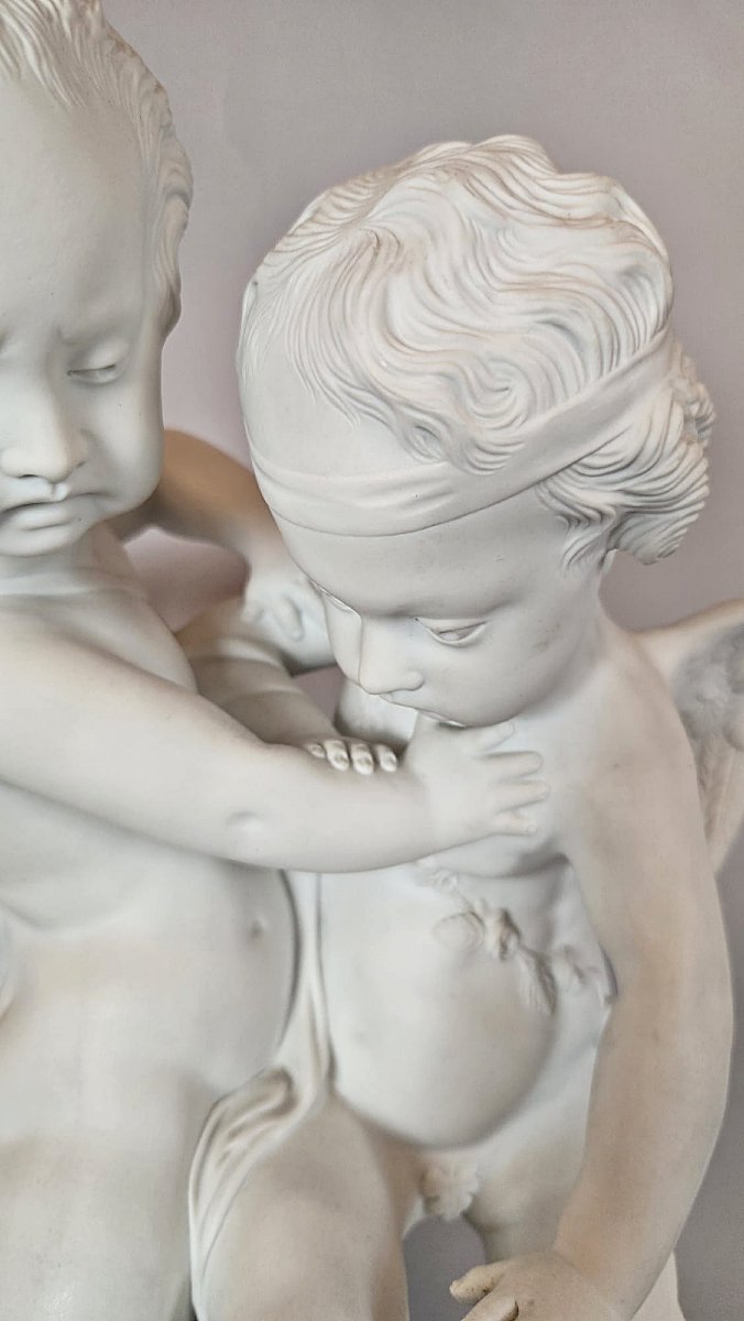 Biscuit « Deux amours se disputant un cœur », d’après Pigalle, manufacture Samson, vers 1900.-photo-4