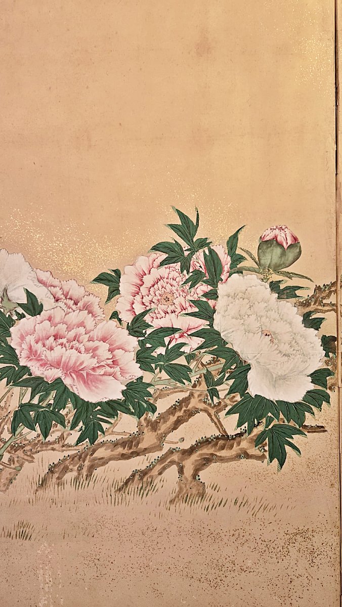 Paravent chinois à décor de pivoines, fin du XIXe siècle.-photo-2