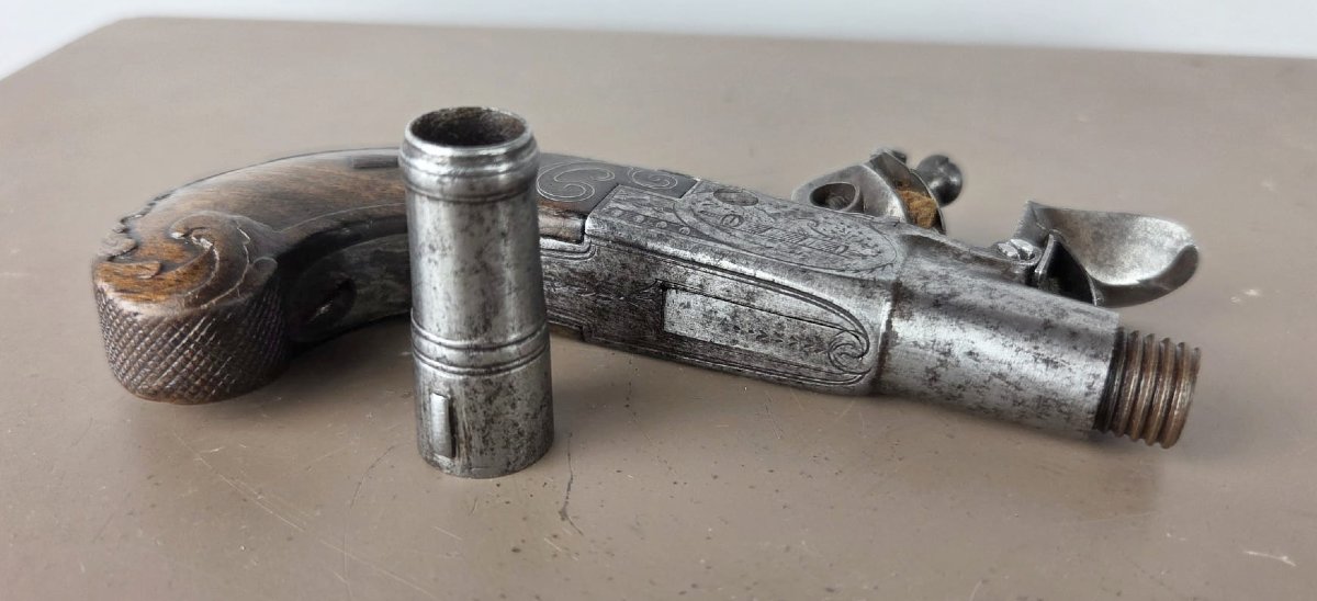 Dueling Set Including 2 Flintlock Pistols And Accessories, 19th-photo-6