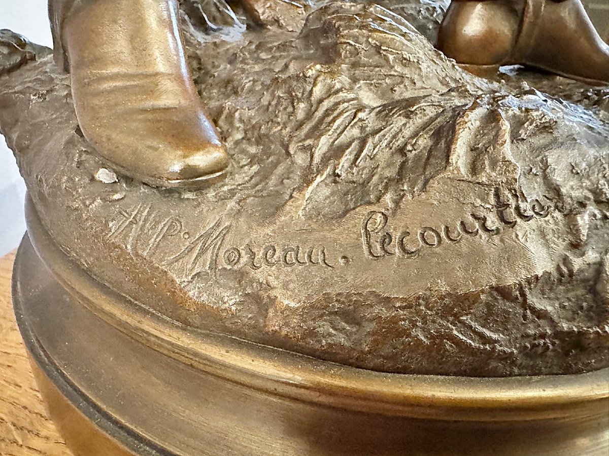 Bronze 19th.c, "Piqueur au Relais", signé H.P. Moreau et Prosper Lecourtier.-photo-1
