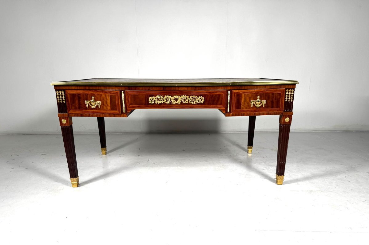 Grand bureau de style Louis XVI en acajou et bronze doré, 19th-photo-3