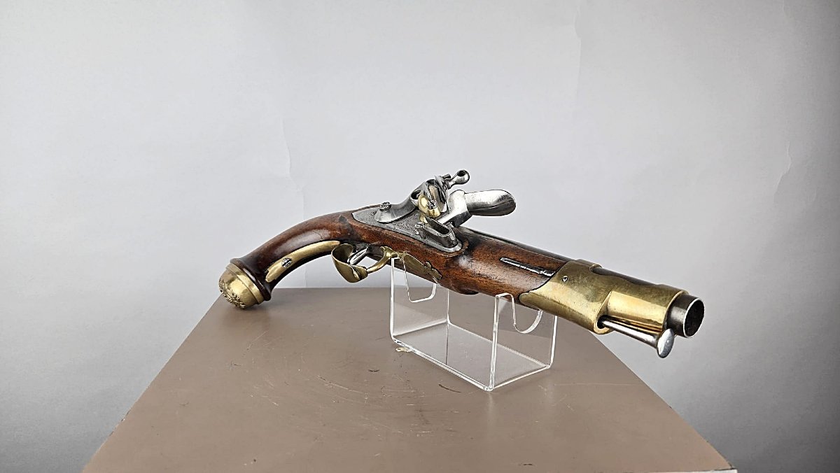 Pistolet des gardes du corps du Roy-1er modèle-1ere restaurations de Louis XVIII en 1814-photo-3