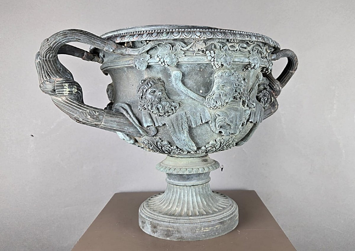 Vase Warwick en bronze, XIXe siècle.-photo-3