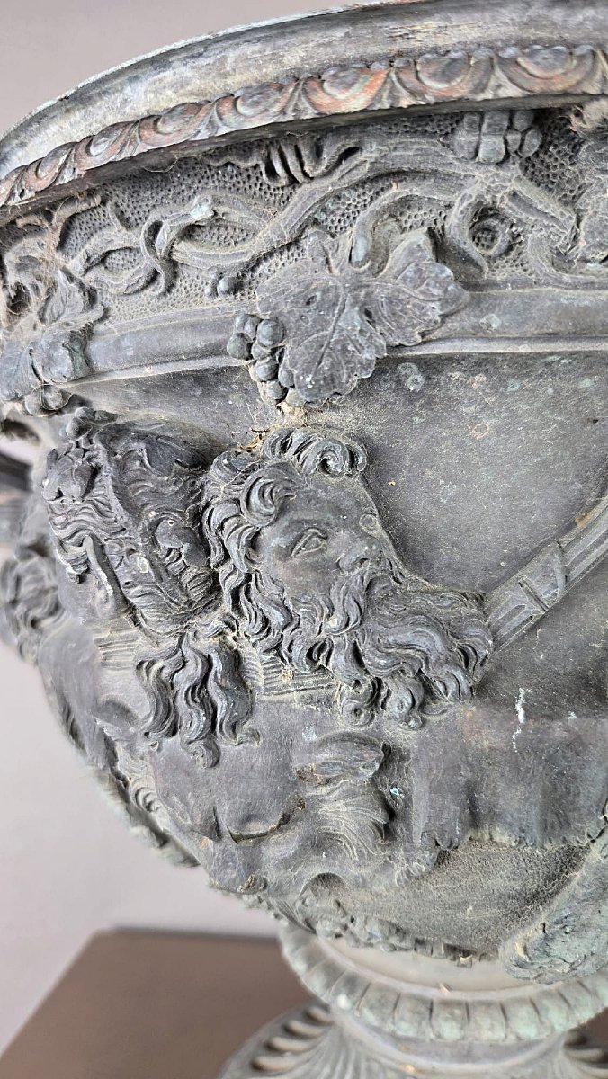 Vase Warwick en bronze, XIXe siècle.-photo-5