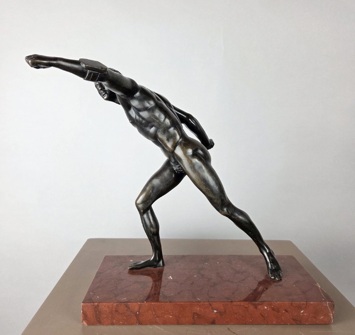 Bronze à patine noir "Gladiateur", fin 19th