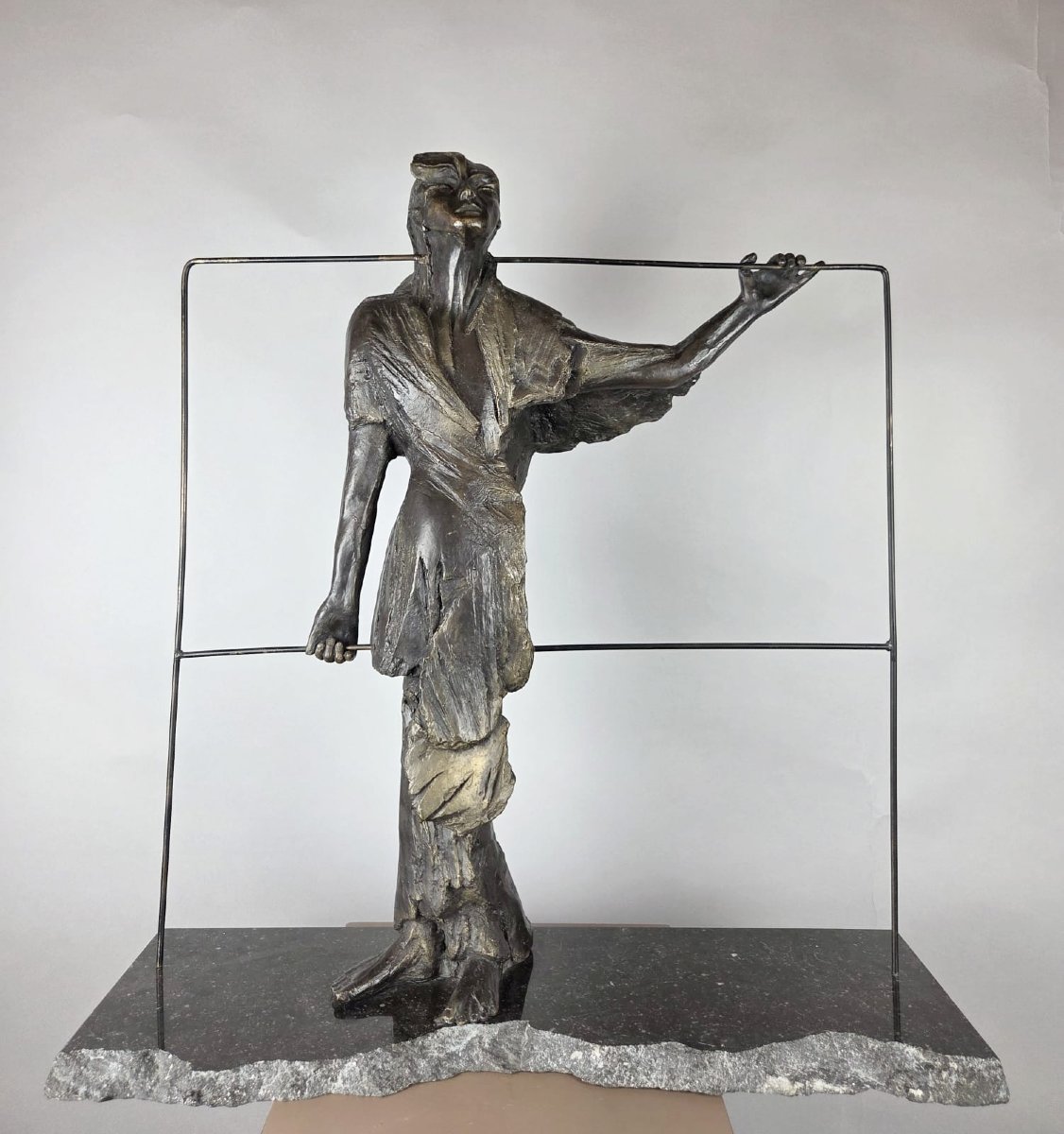 Betty Wachsstock (école belge 20th) Bronze "Cri dans le silence". Signé