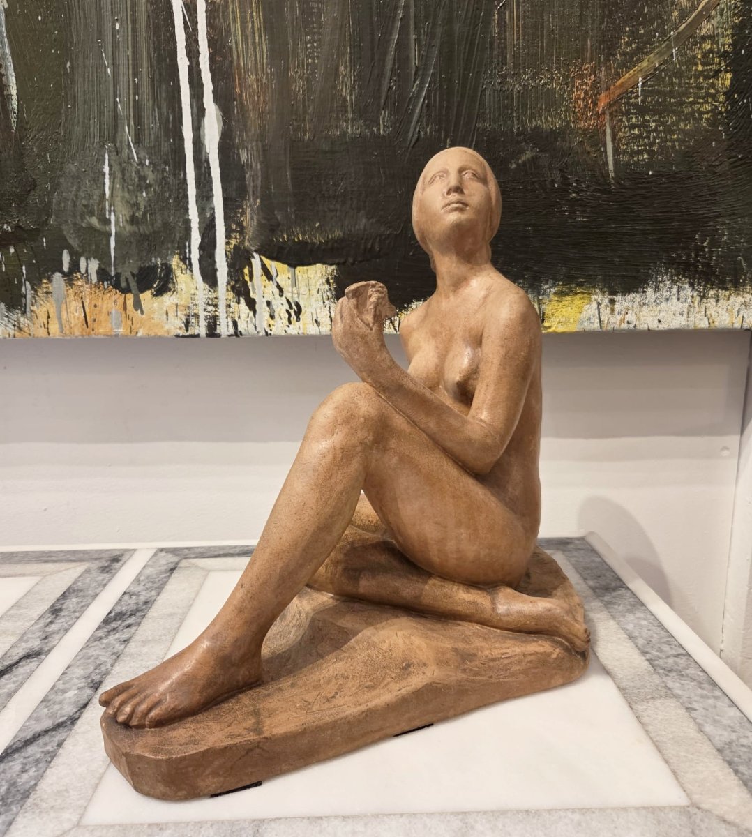 A. Maurice Dekorte, "nue assise" Terre de pipe daté 1924 et numéroté 8/30