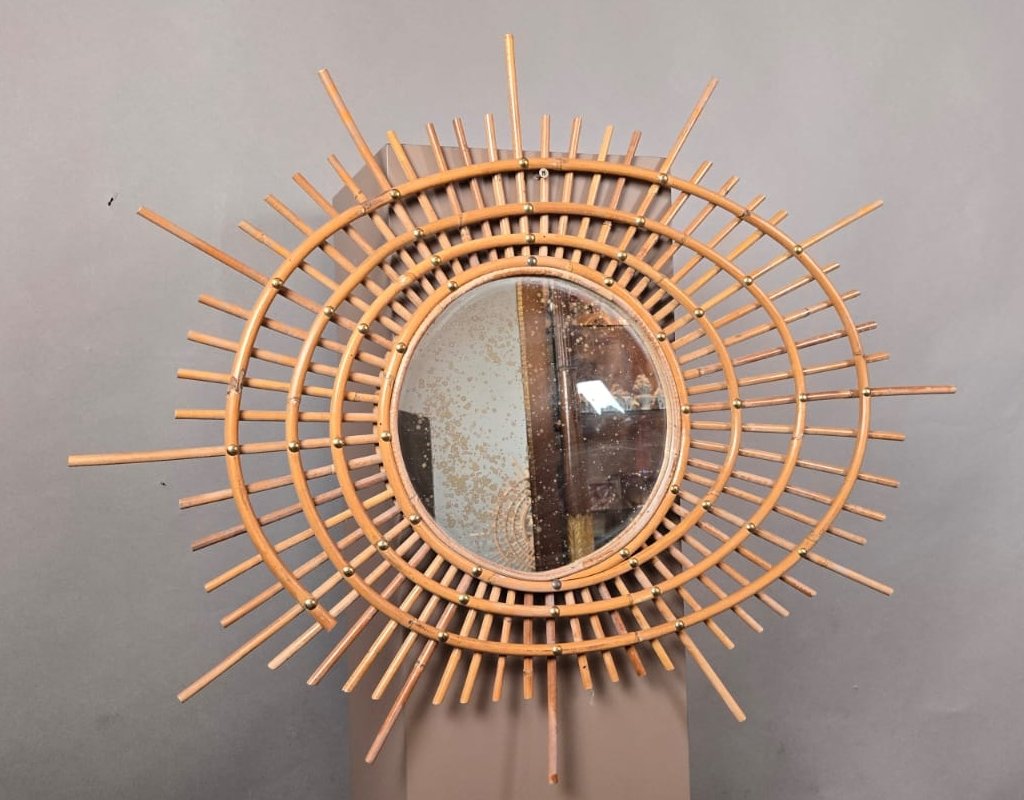 Miroir de forme libre en rotin, vers 1960