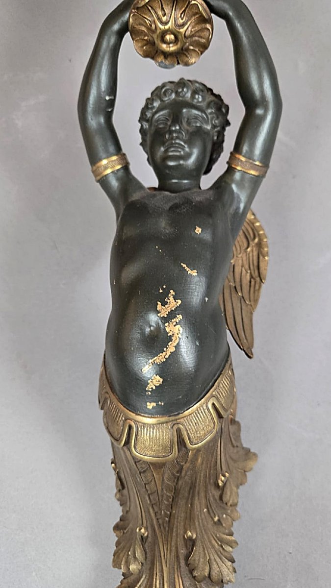 Paire d’appliques de style Empire en bronze, fin du XIXᵉ siècle, à décor de putti ailés-photo-4