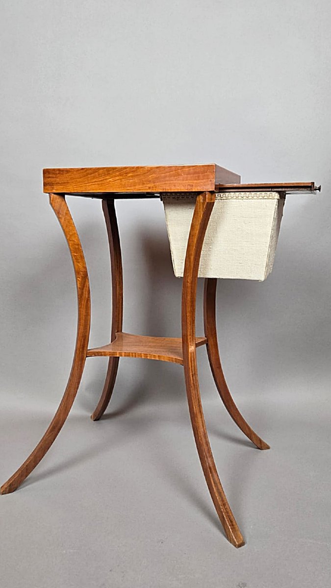 Travailleuse de style Directoire en placage d’acajou, à décor chinois, XIXᵉ siècle-photo-4