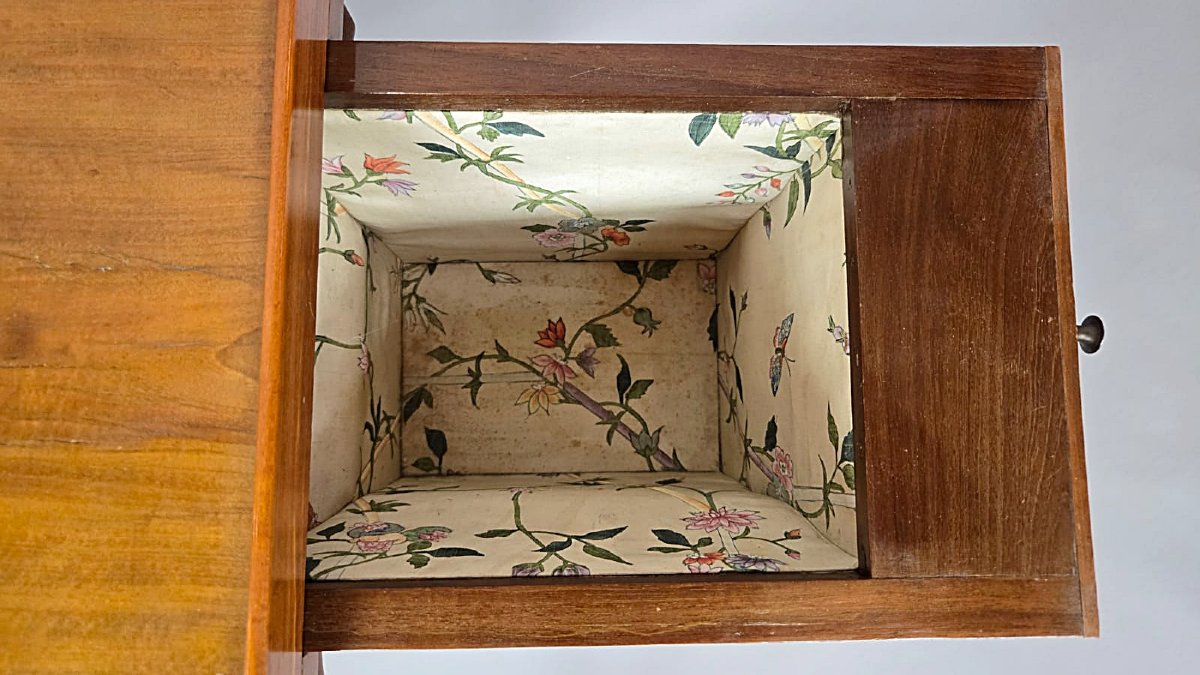 Travailleuse de style Directoire en placage d’acajou, à décor chinois, XIXᵉ siècle-photo-4