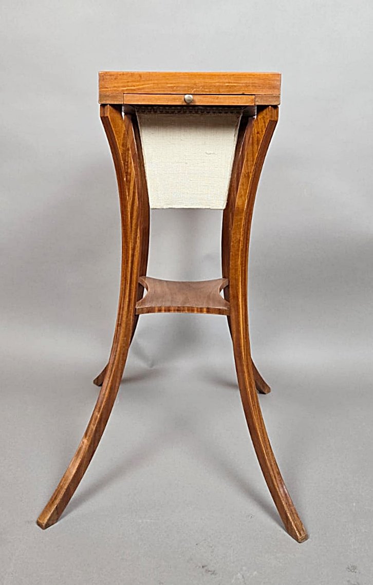 Travailleuse de style Directoire en placage d’acajou, à décor chinois, XIXᵉ siècle-photo-7