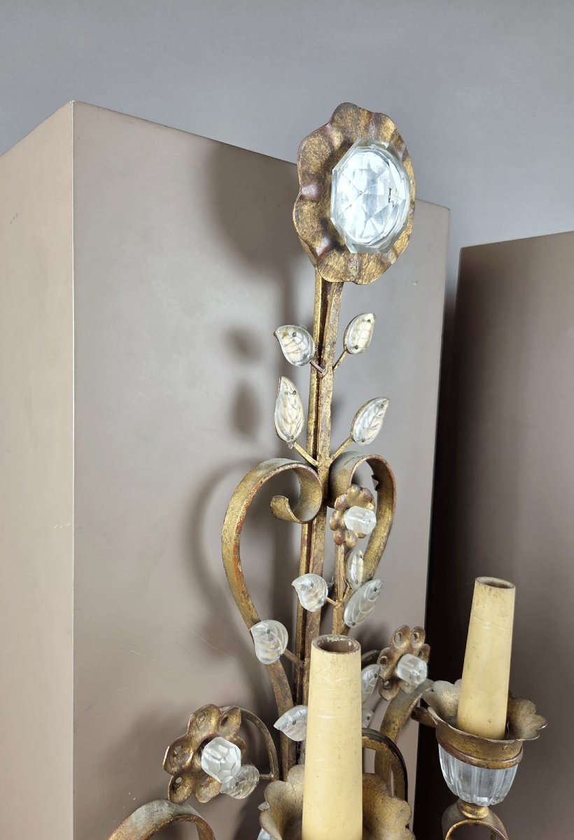 Paire d'appliques Bagués en fer forgé doré et verre, vers 1950 -photo-7
