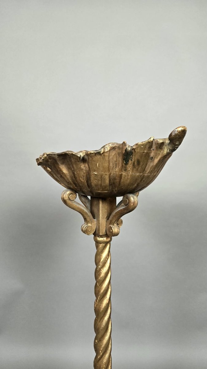 Vide poche en bois sculpté et doré, travail Italien fin 19th-photo-2