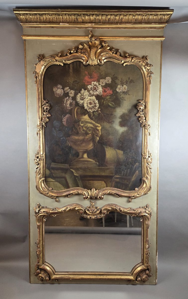  Trumeau en bois sculpté à décor de nature morte aux fleurs, XIXe siècle
