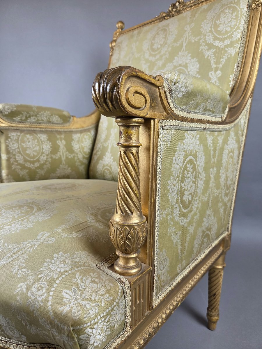 Pair Of Louis Vi-style Bergère Chairs In Finely Carved Gilded Wood, 19th Century-photo-1