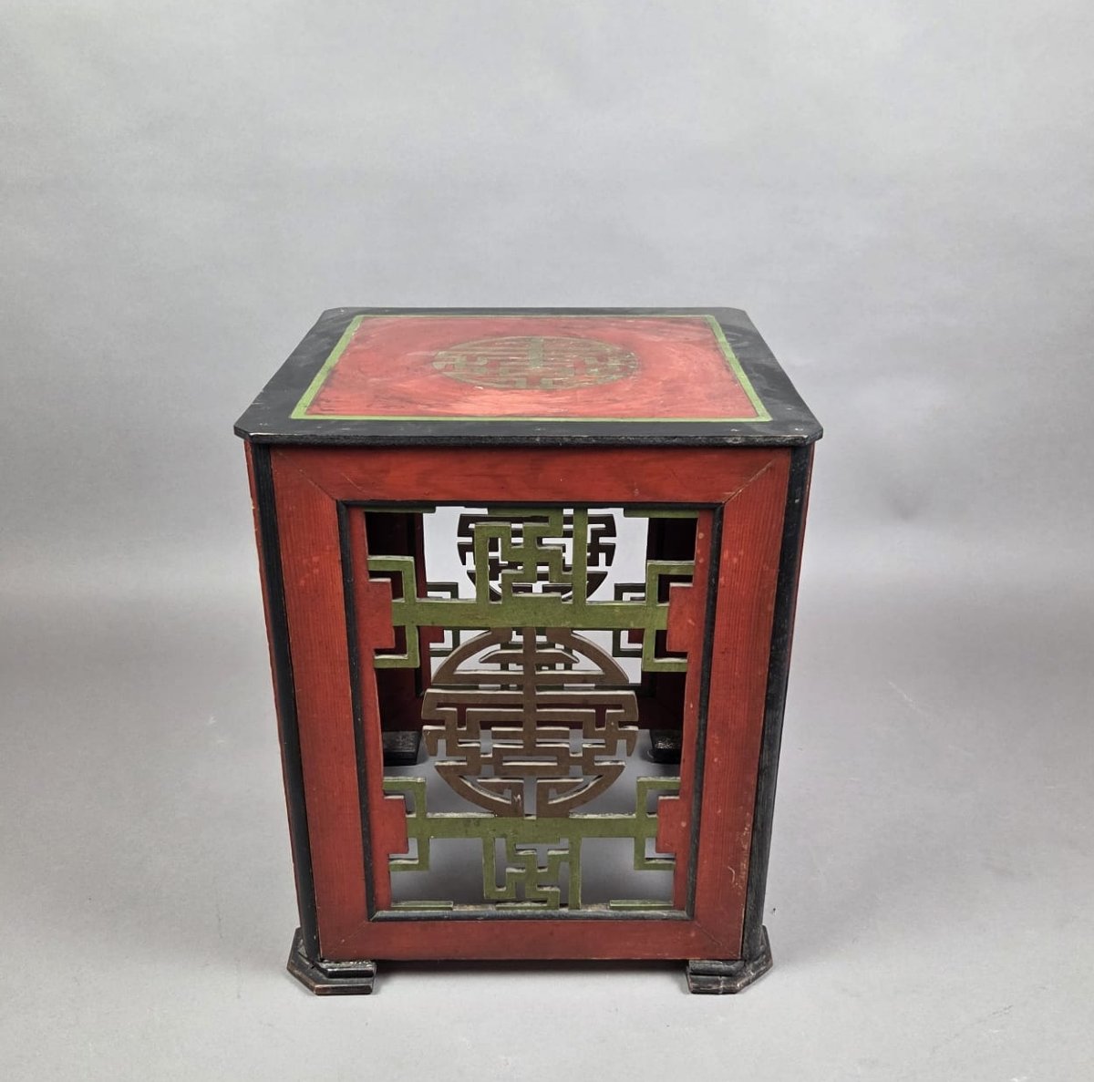 Small Side Table Made Of Polychrome, Openwork Wood, Asia, 20th Century-photo-2
