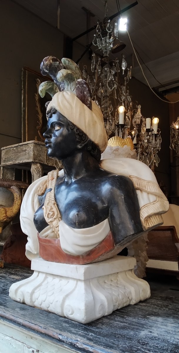 Buste De Nubienne En Marbre-photo-1
